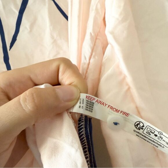 By Anthropologie Long-Sleeve Buttondown Pajama Shirt Medium - Picture 7 of 7